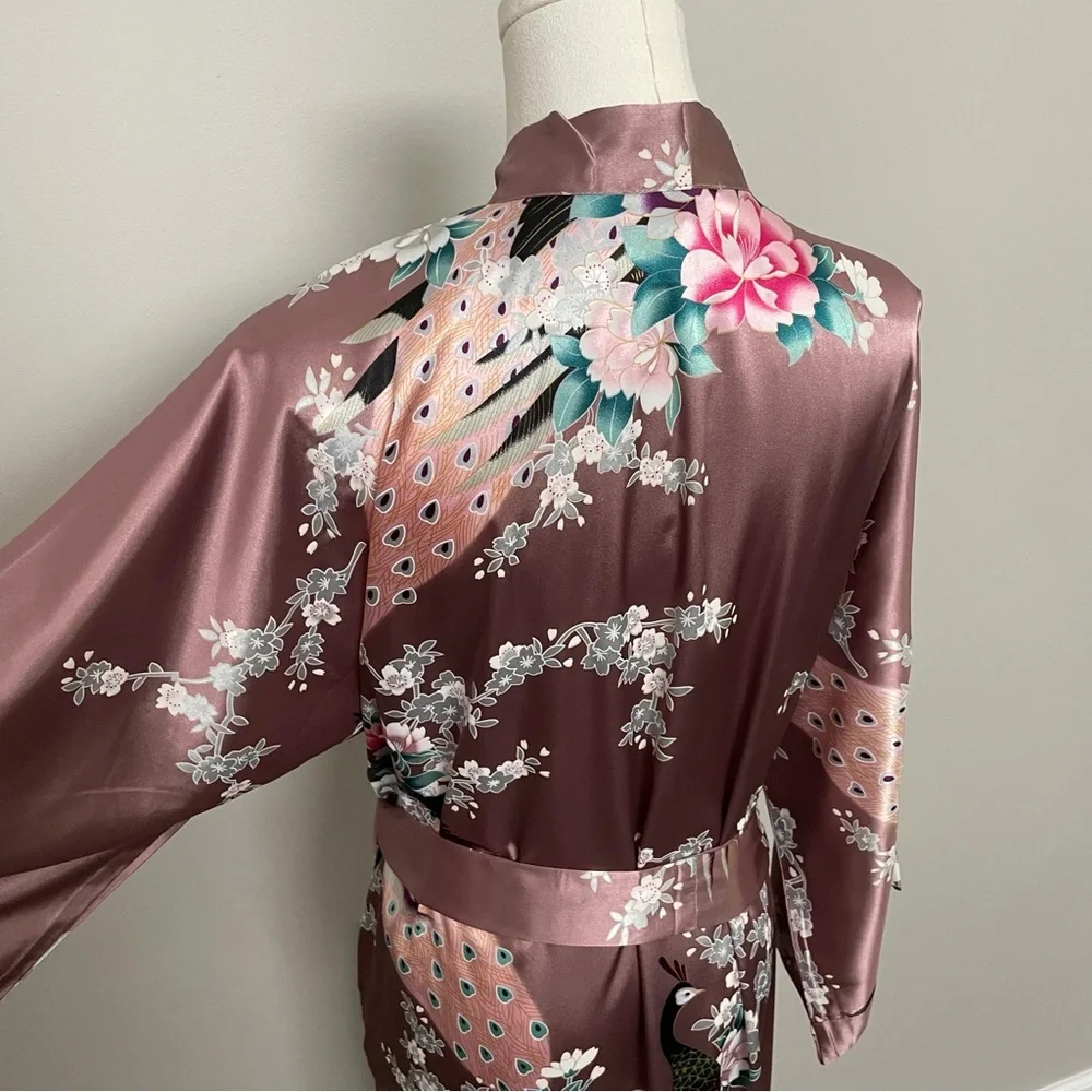 Kim and Ono Robe Kimono Charmeuse Asian Floral Silky Satin Long Pockets Pink - Picture 6 of 13